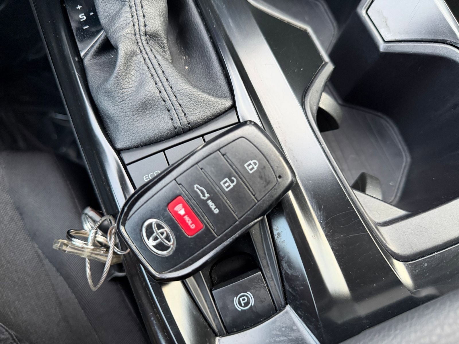 Used 2025 Toyota Camry LE image 22