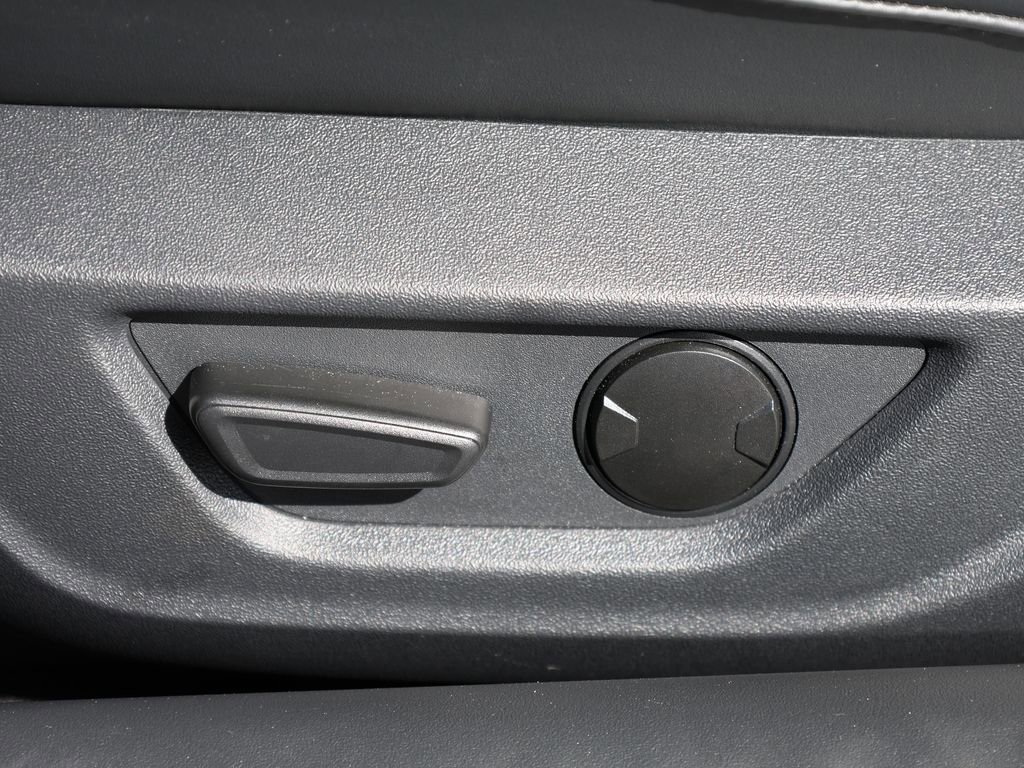 Used 2025 Ford Mustang GT Premium image 15