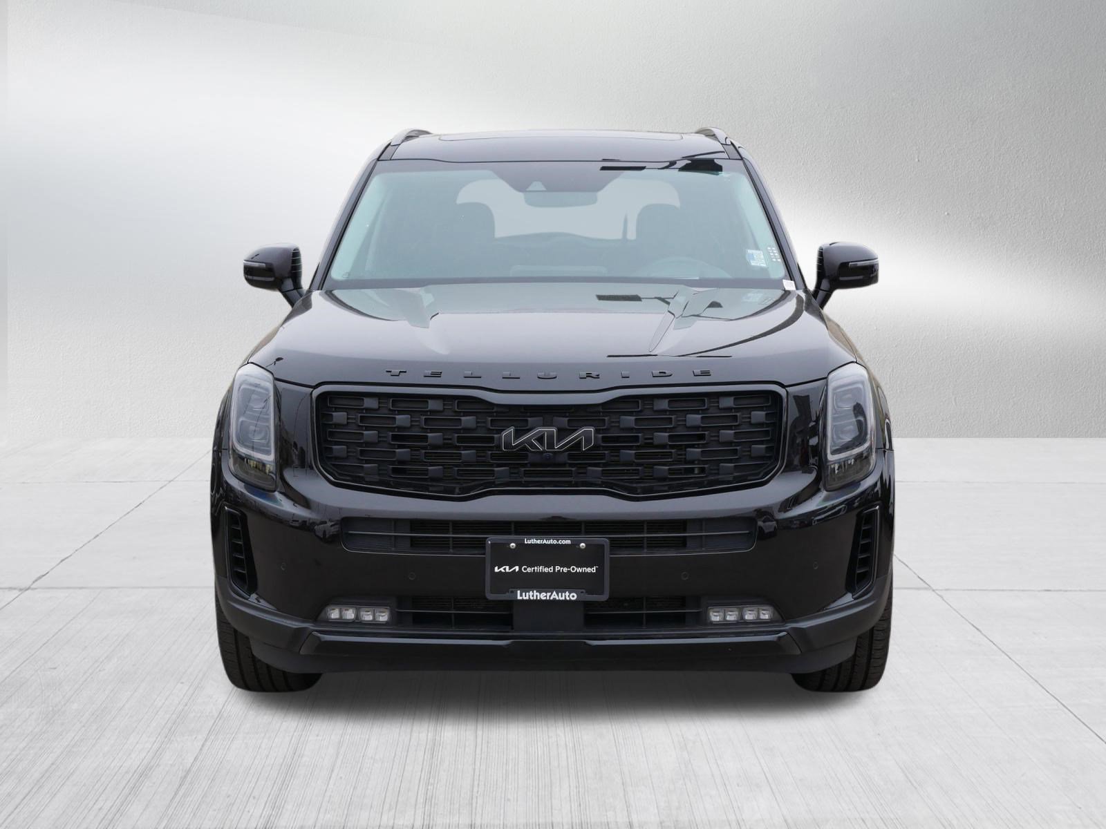 Used 2022 Kia Telluride SX w/ SX Prestige Package image 2