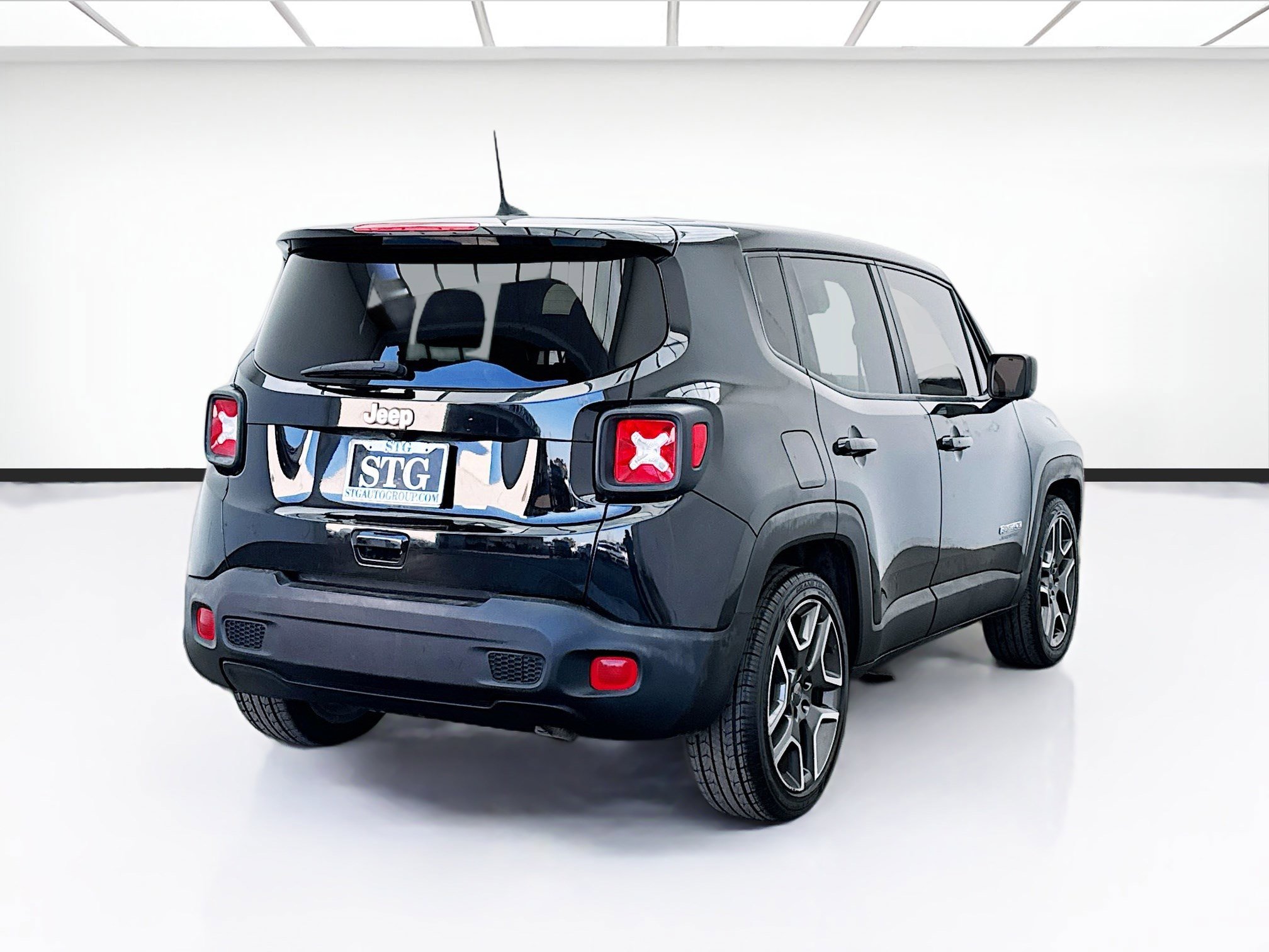 Used 2021 Jeep Renegade Sport image 4