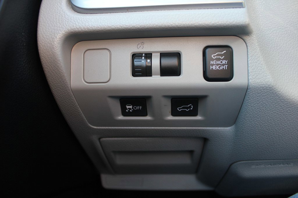 Used 2015 Subaru Forester 2.5i Limited image 17