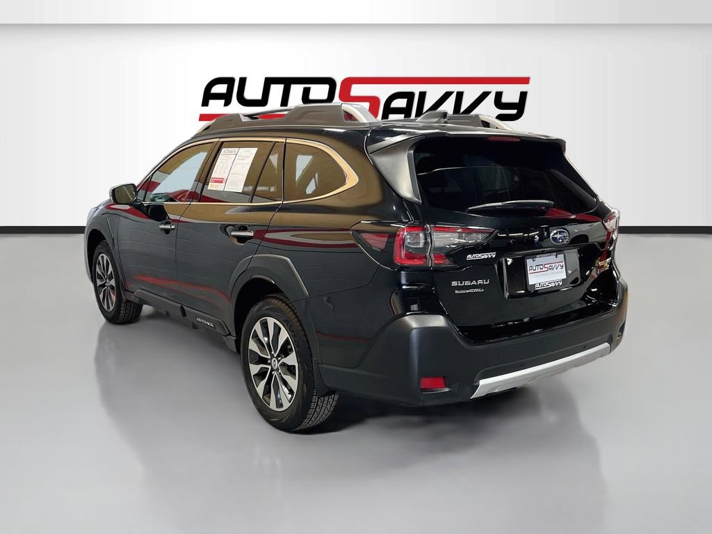 Used 2024 Subaru Outback Touring XT AWD/4WD image 5