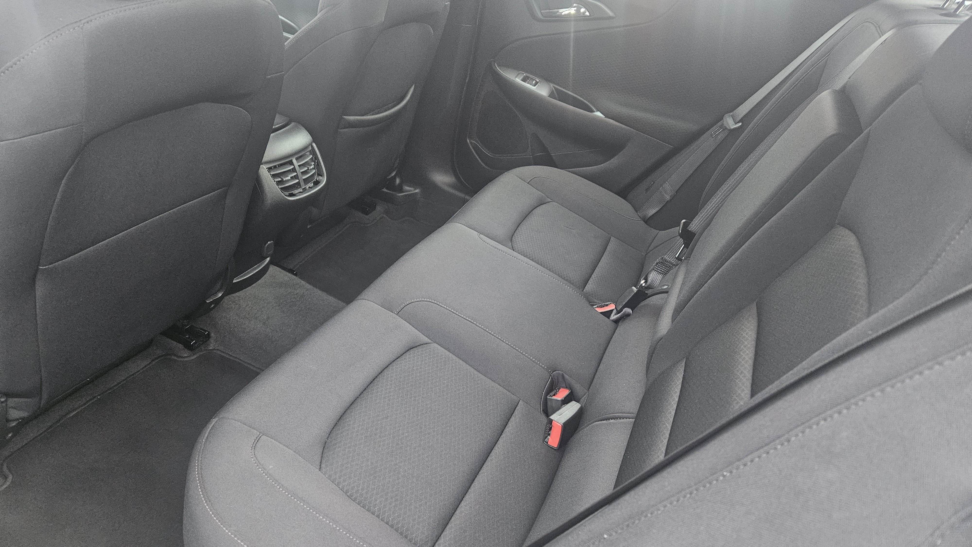Used 2024 Chevrolet Malibu LT FWD image 14