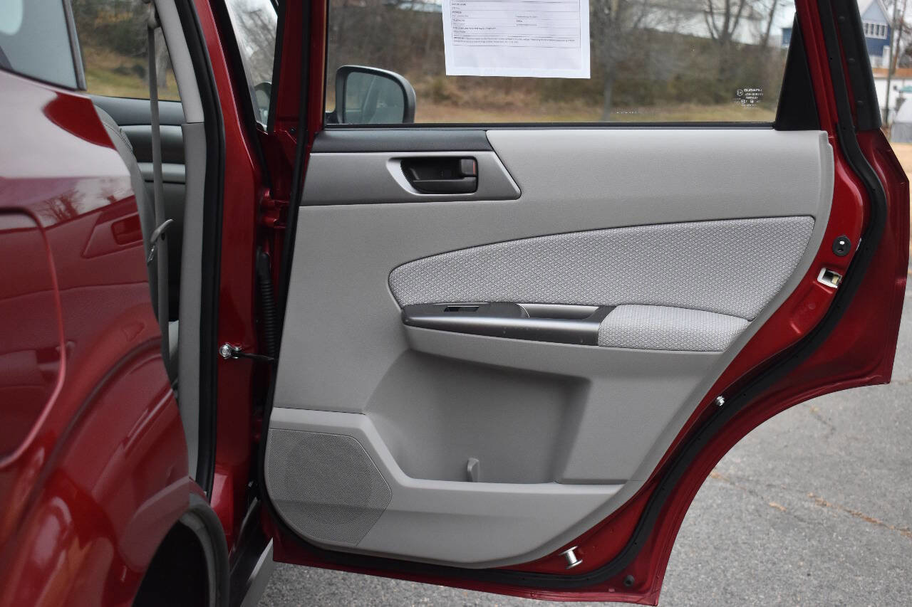 Used 2012 Subaru Forester 2.5X w/ Alloy Wheel Pkg image 11