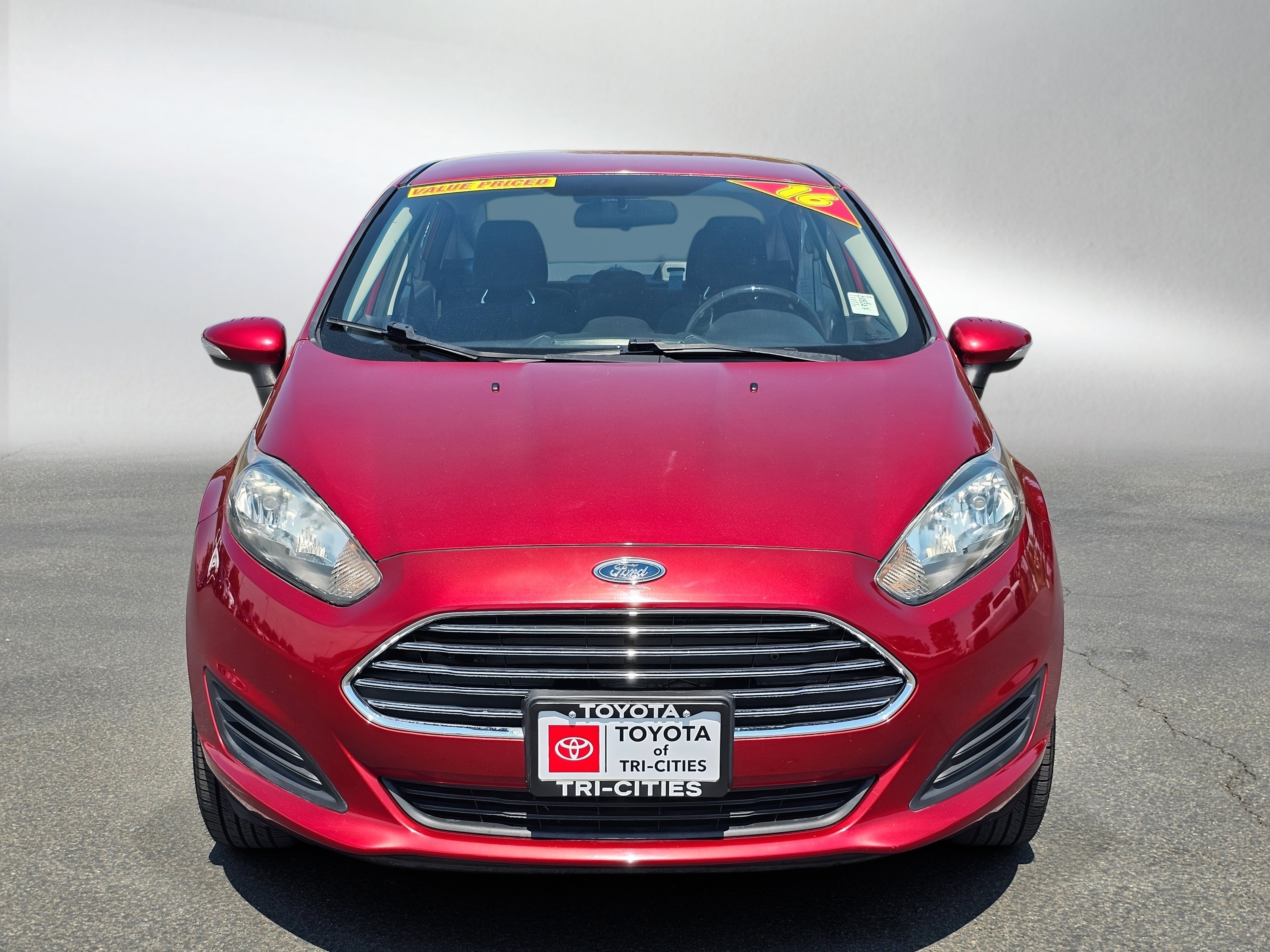 Used 2016 Ford Fiesta SE FWD image 8