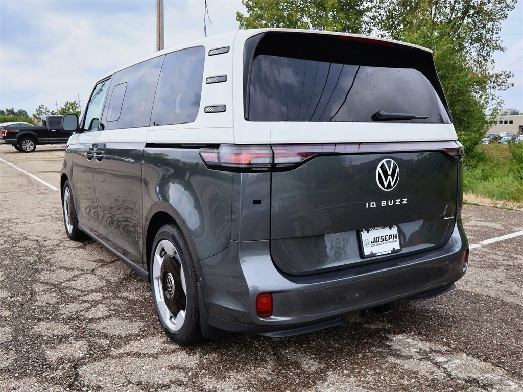 New 2025 Volkswagen ID. Buzz Pro S Plus image 3