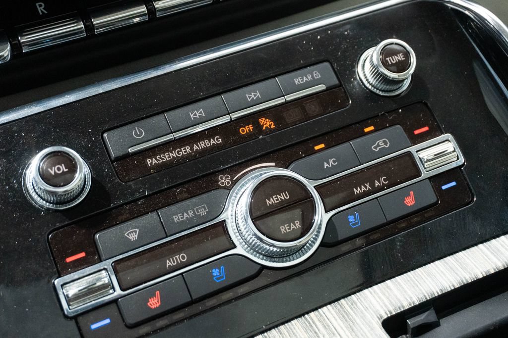 Used 2020 Lincoln Navigator Black Label AWD/4WD image 31