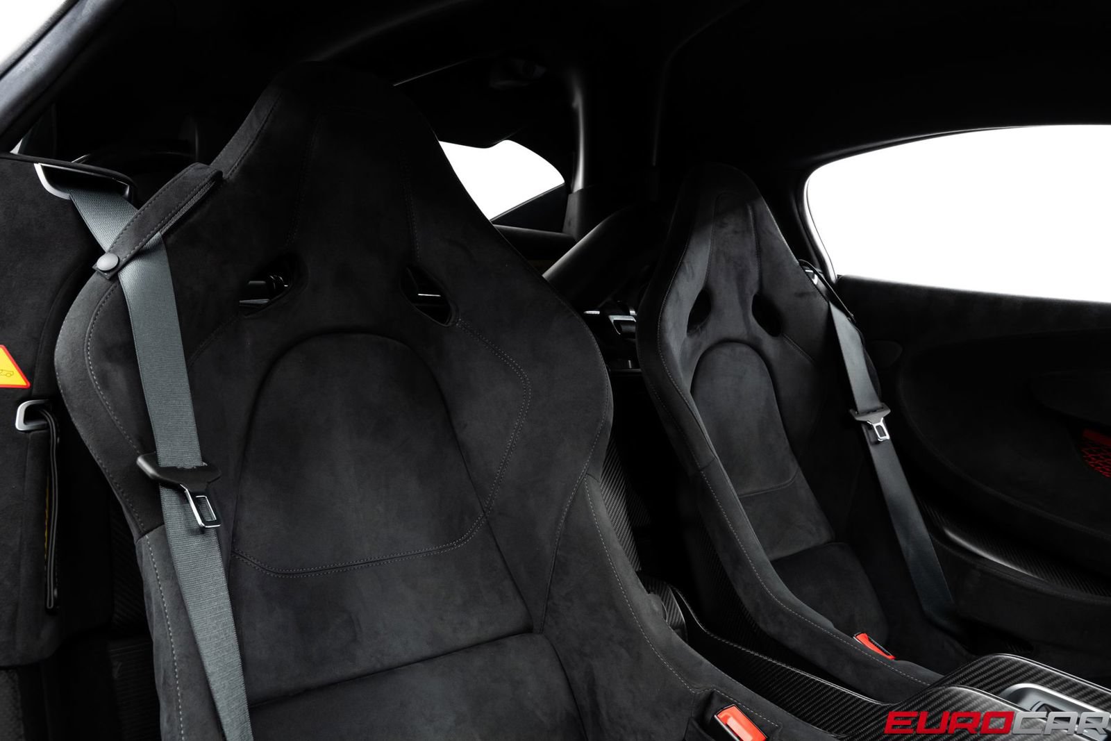 Used 2020 McLaren 620R RWD image 46