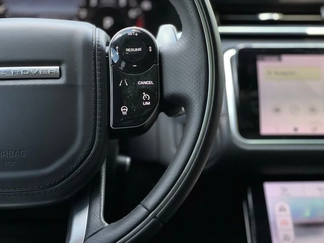 Used 2018 Land Rover Range Rover Velar R-Dynamic HSE AWD/4WD image 33
