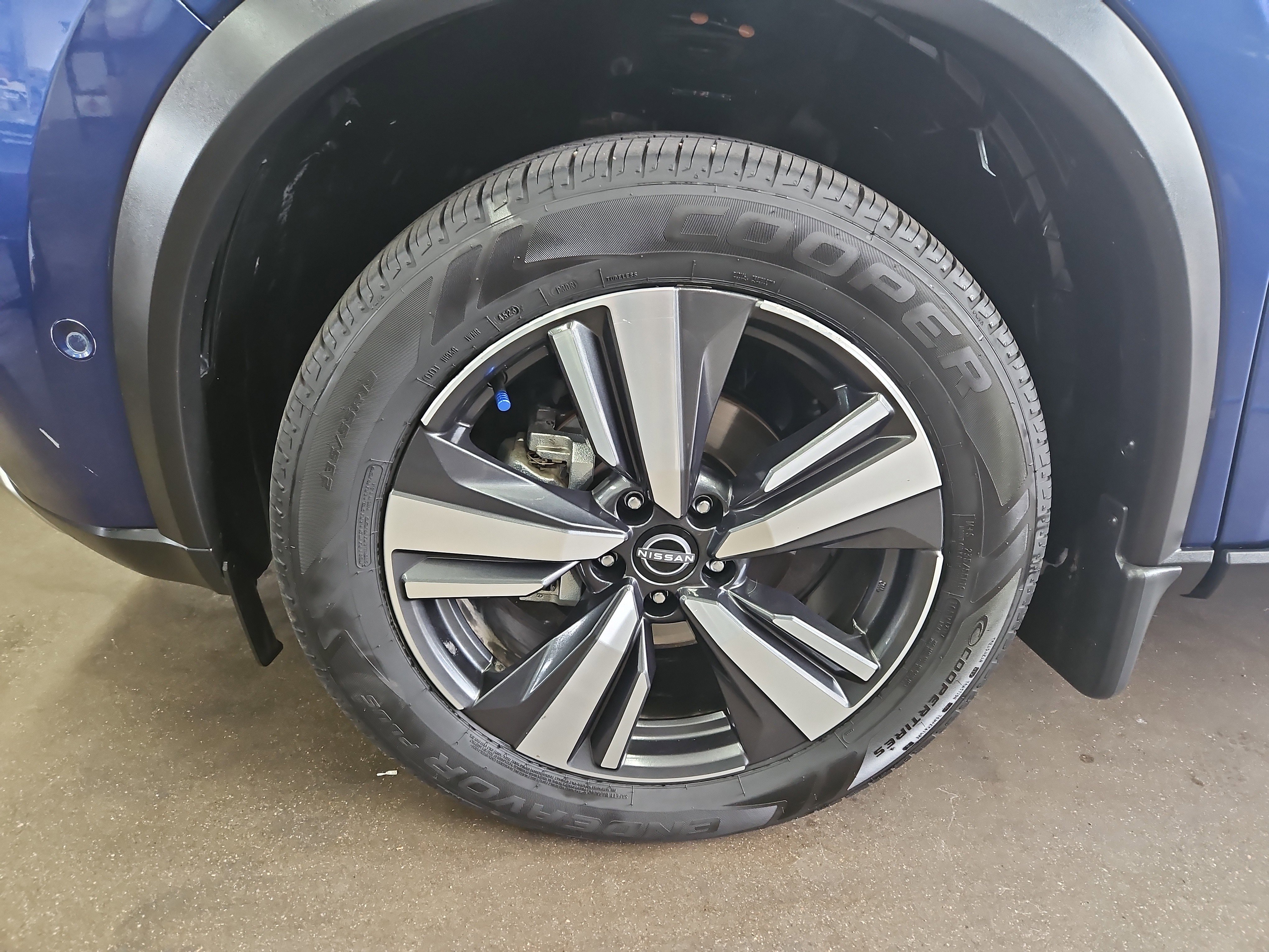 Used 2023 Nissan Rogue Platinum w/ Platinum Premium Package image 14