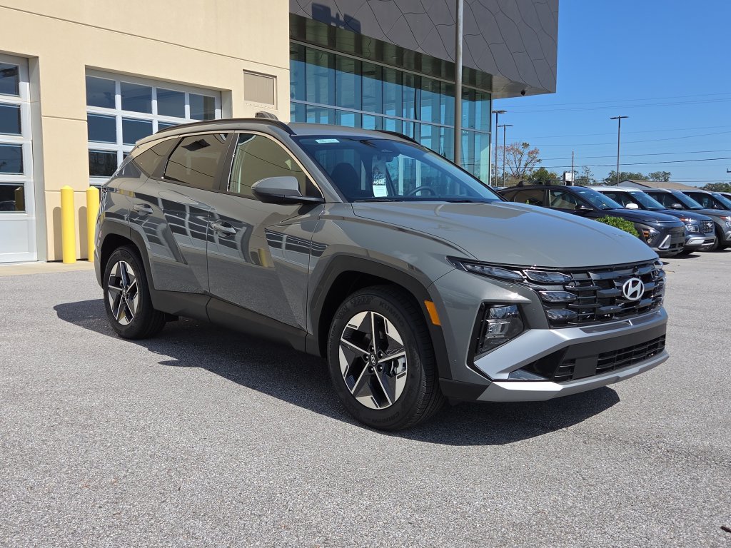 New 2026 Hyundai Tucson SEL Plus FWD image 2