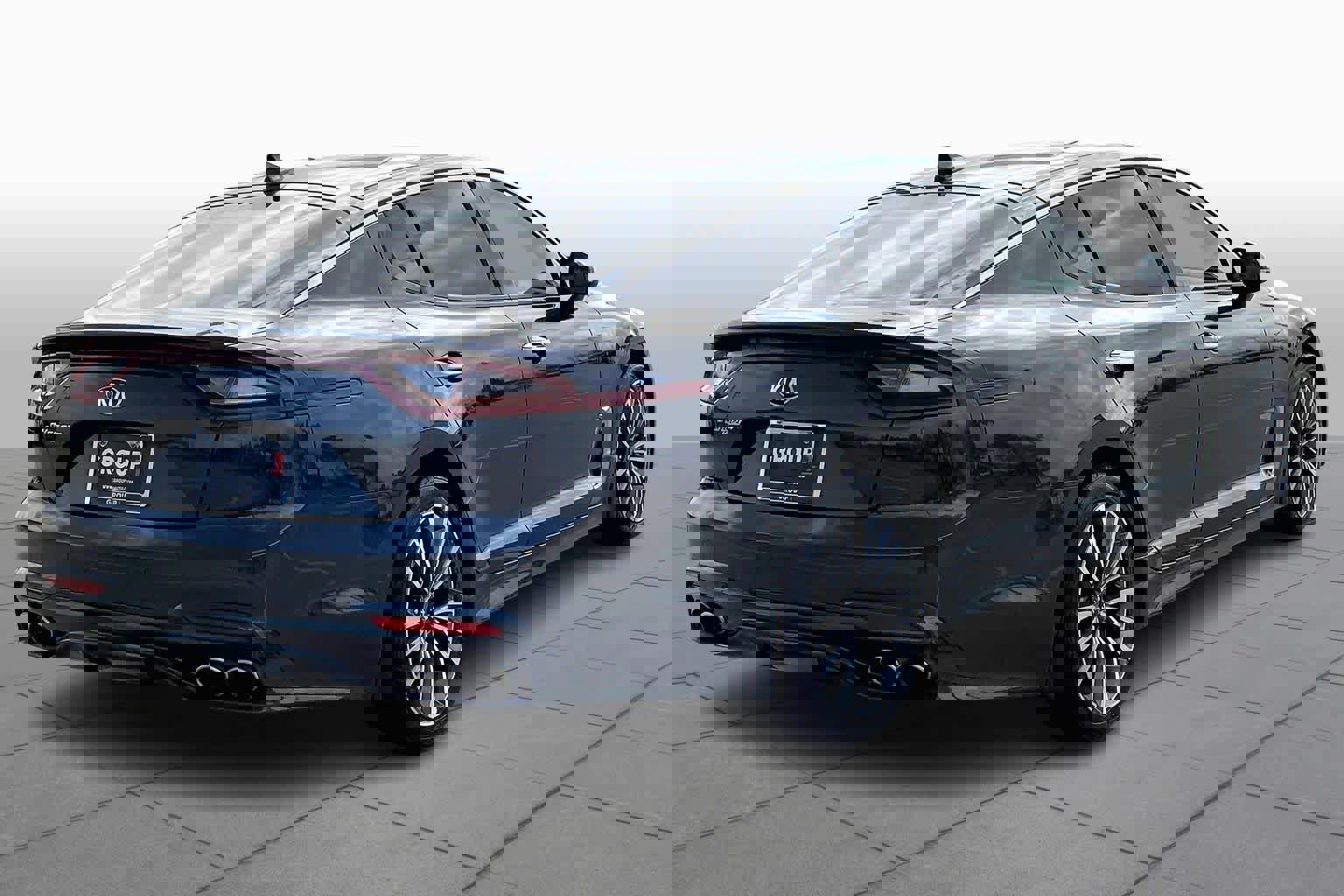 Used 2019 Kia Stinger Premium image 13