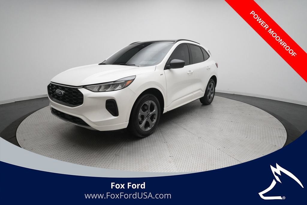 Used 2024 Ford Escape ST-Line w/ Tech Pack #1
