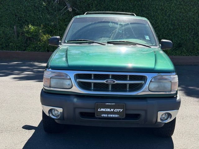 Used 2001 Ford Explorer XLT AWD/4WD image 2