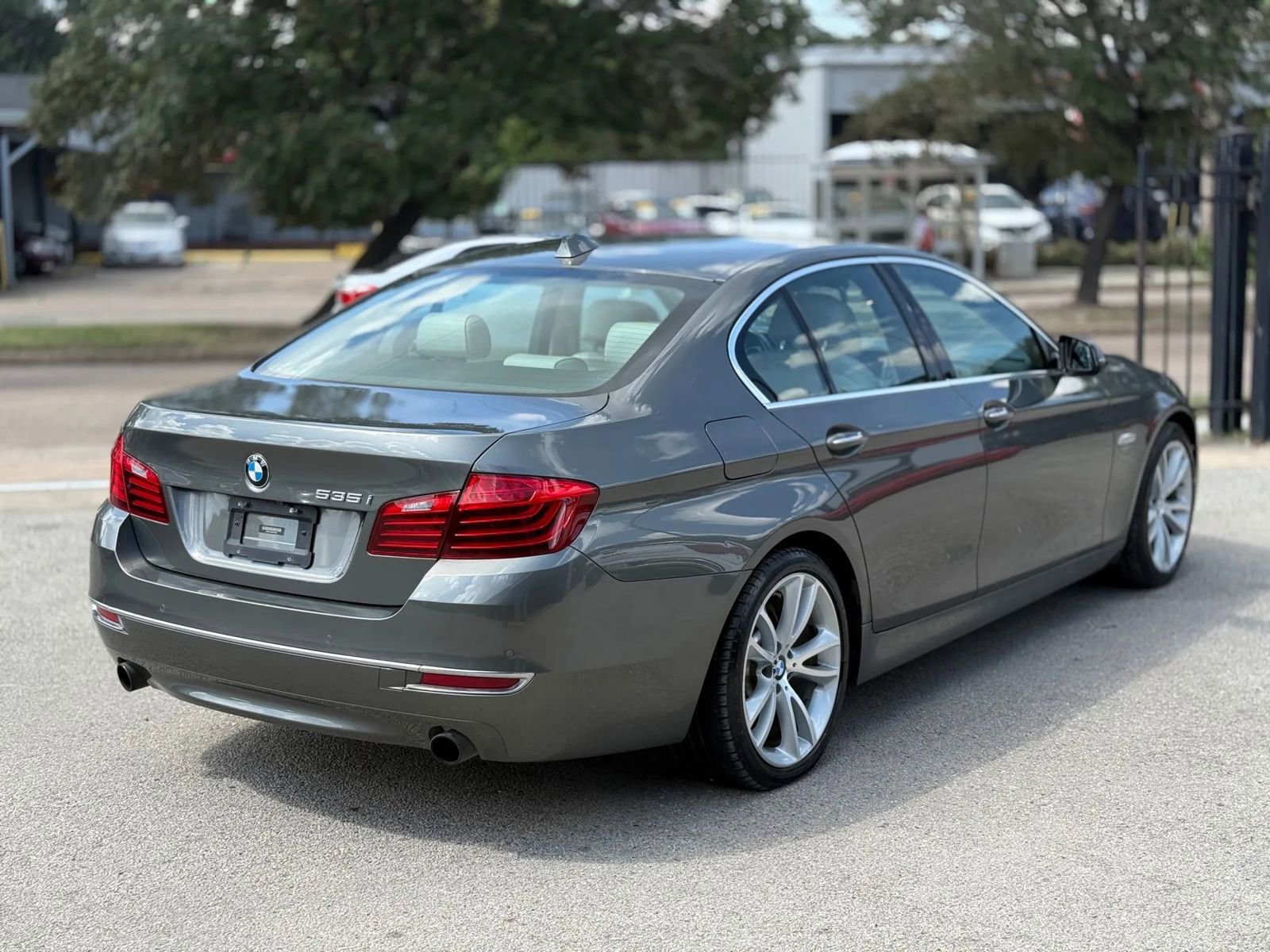 Used 2014 BMW 535i Sedan image 4