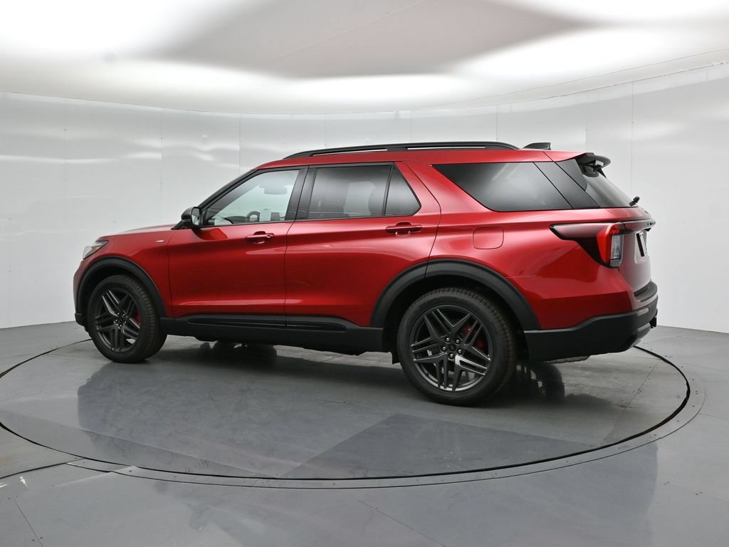 New 2026 Ford Explorer ST-Line w/ ST-Line Street Pack RWD image 6