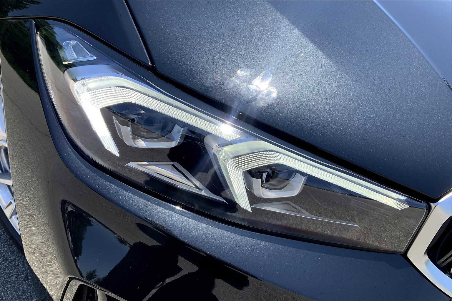 Used 2025 BMW 330i Sedan w/ Convenience Package image 13