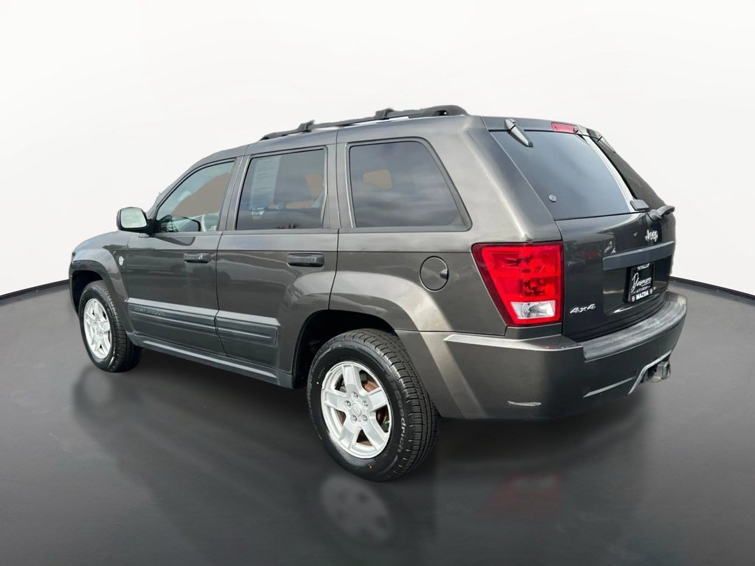 Used 2005 Jeep Grand Cherokee Laredo AWD/4WD image 5