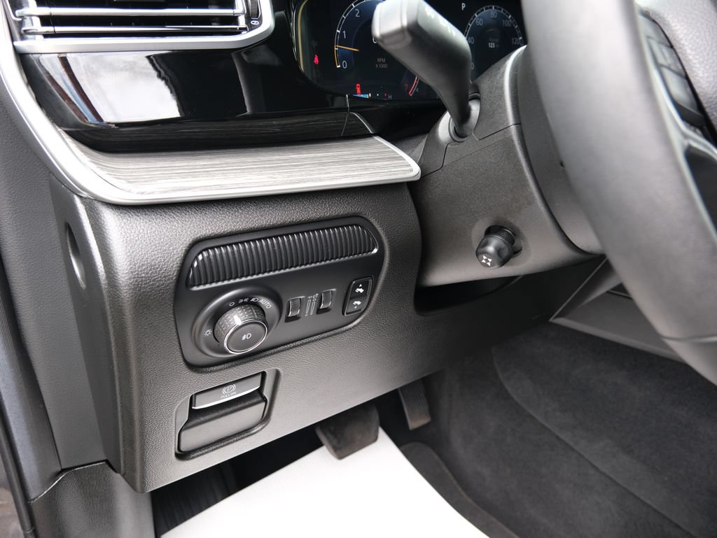 Used 2022 Jeep Wagoneer Series II AWD/4WD image 26