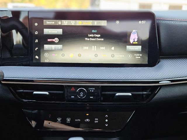 Certified 2025 Nissan Kicks SR w/ Illumination Package image 22