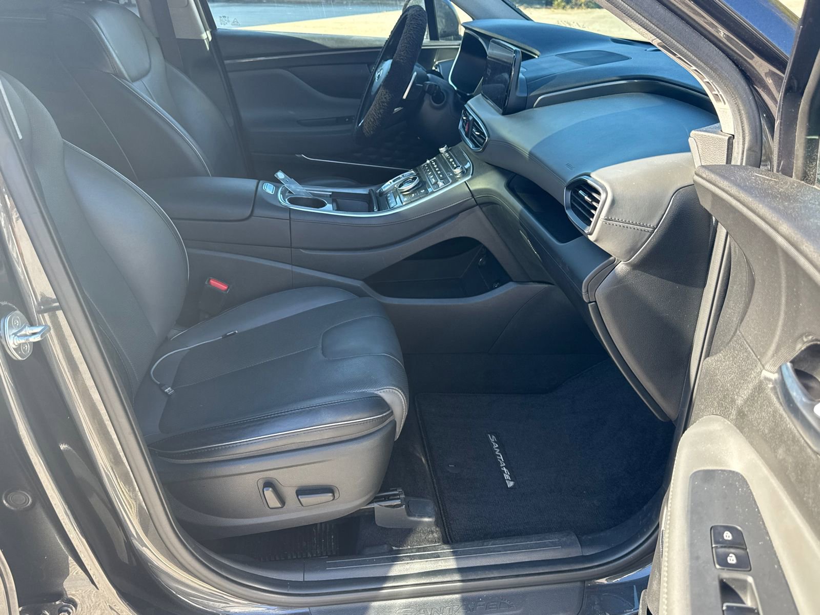 Used 2023 Hyundai Santa Fe Limited image 13