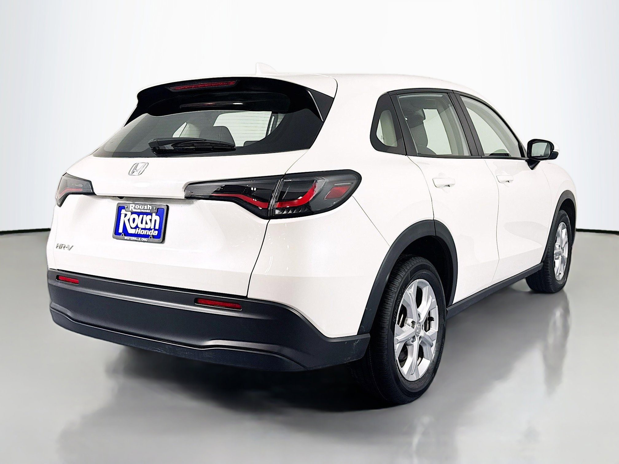 Certified 2023 Honda HR-V LX image 5