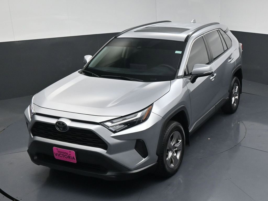 Used 2023 Toyota RAV4 XLE image 15