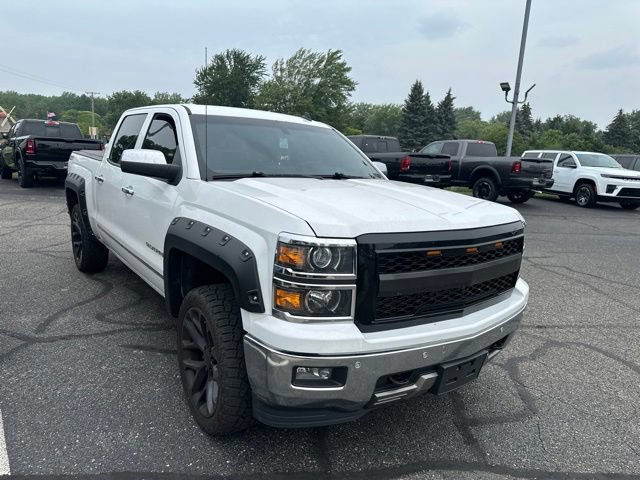 Used 2014 Chevrolet Silverado 1500 LTZ Z71 w/ LTZ Plus Package AWD/4WD image 8