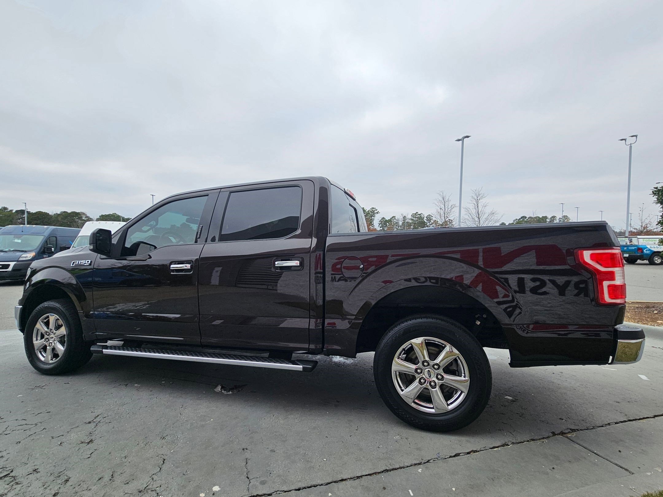 Used 2018 Ford F150 XLT w/ Equipment Group 302A Luxury image 5