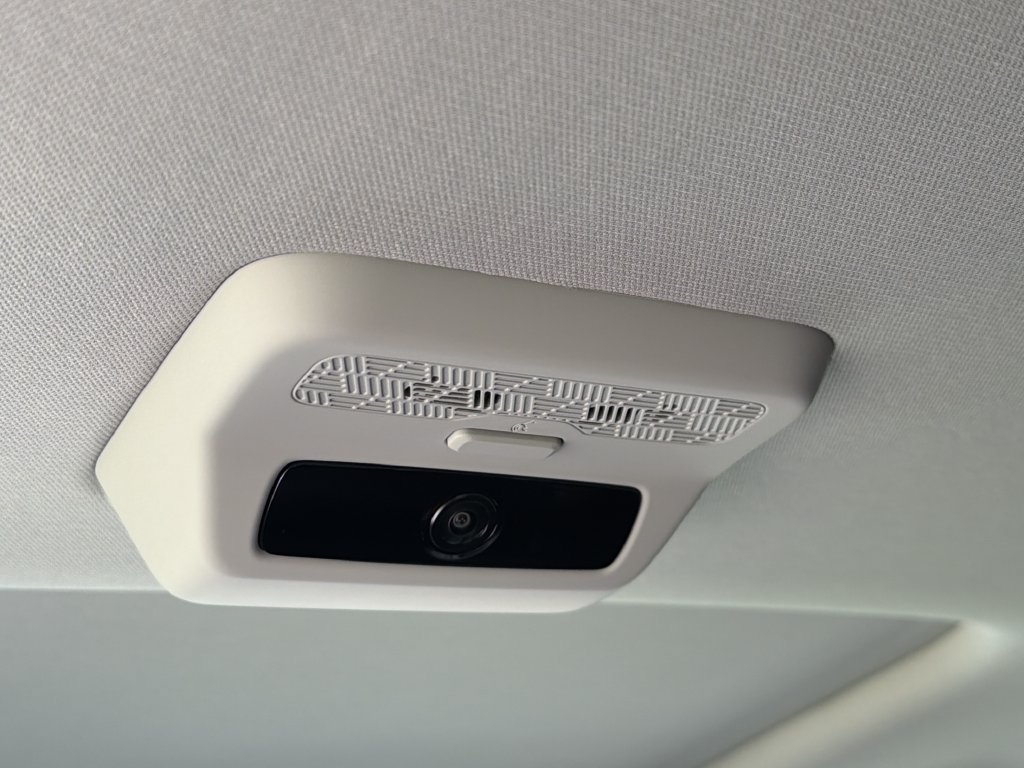 Used 2025 Kia Carnival SX Prestige FWD image 19