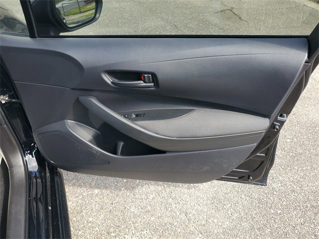Used 2023 Toyota Corolla LE image 34