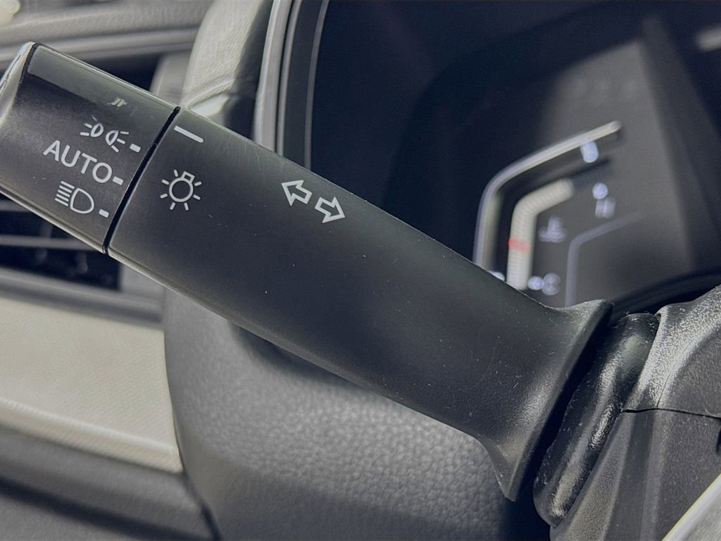 Used 2020 Honda CR-V LX image 13