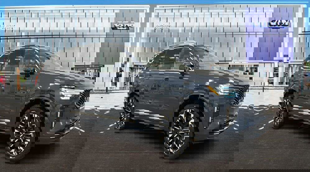 New 2026 Volvo XC90 T8 Ultra w/ Protection Package Premier image 1