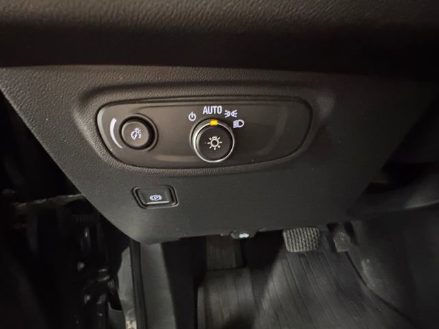 Used 2020 GMC Terrain SLE w/ Driver Convenience Package image 21