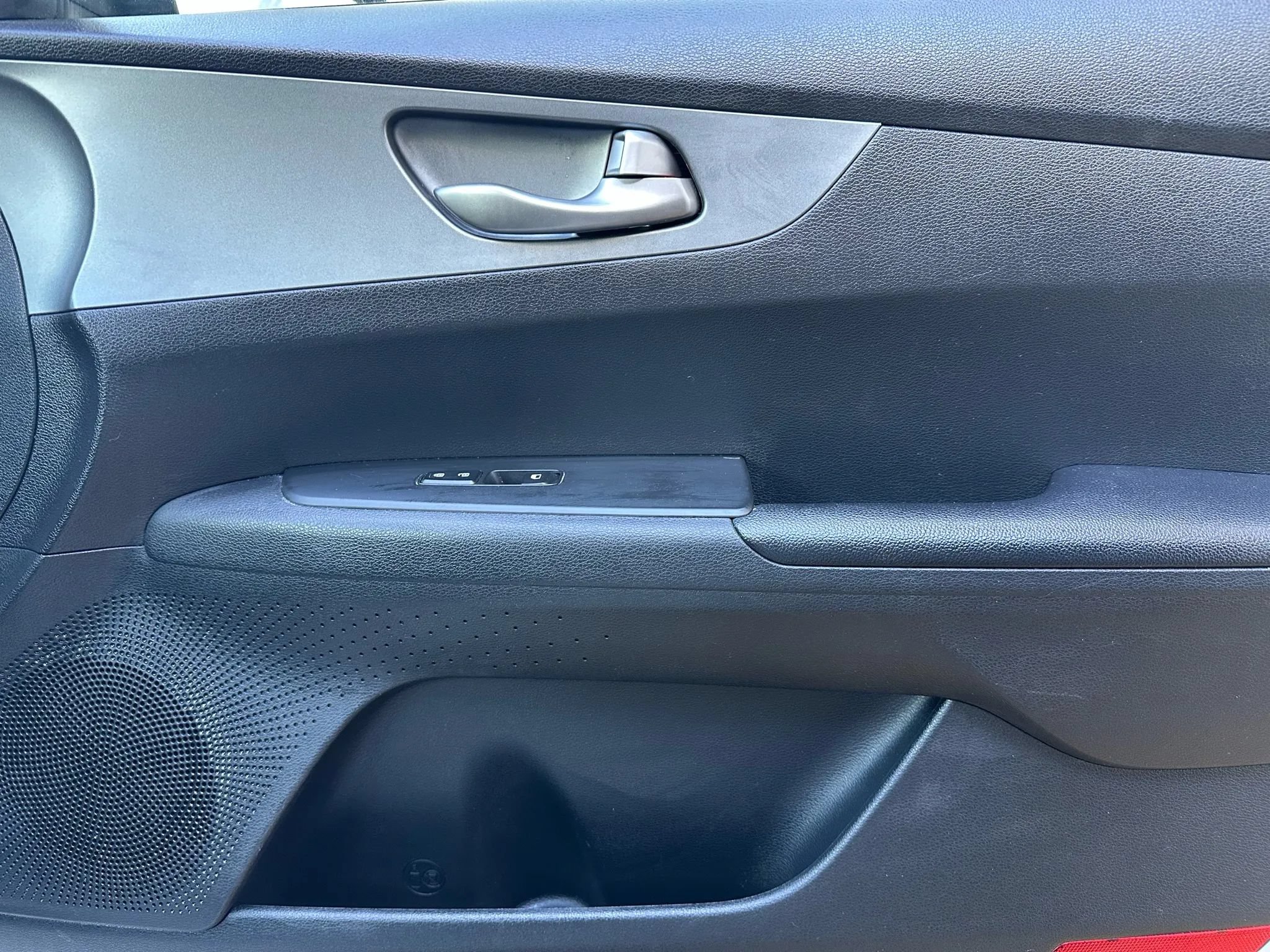 Used 2021 Kia Forte LXS FWD image 11