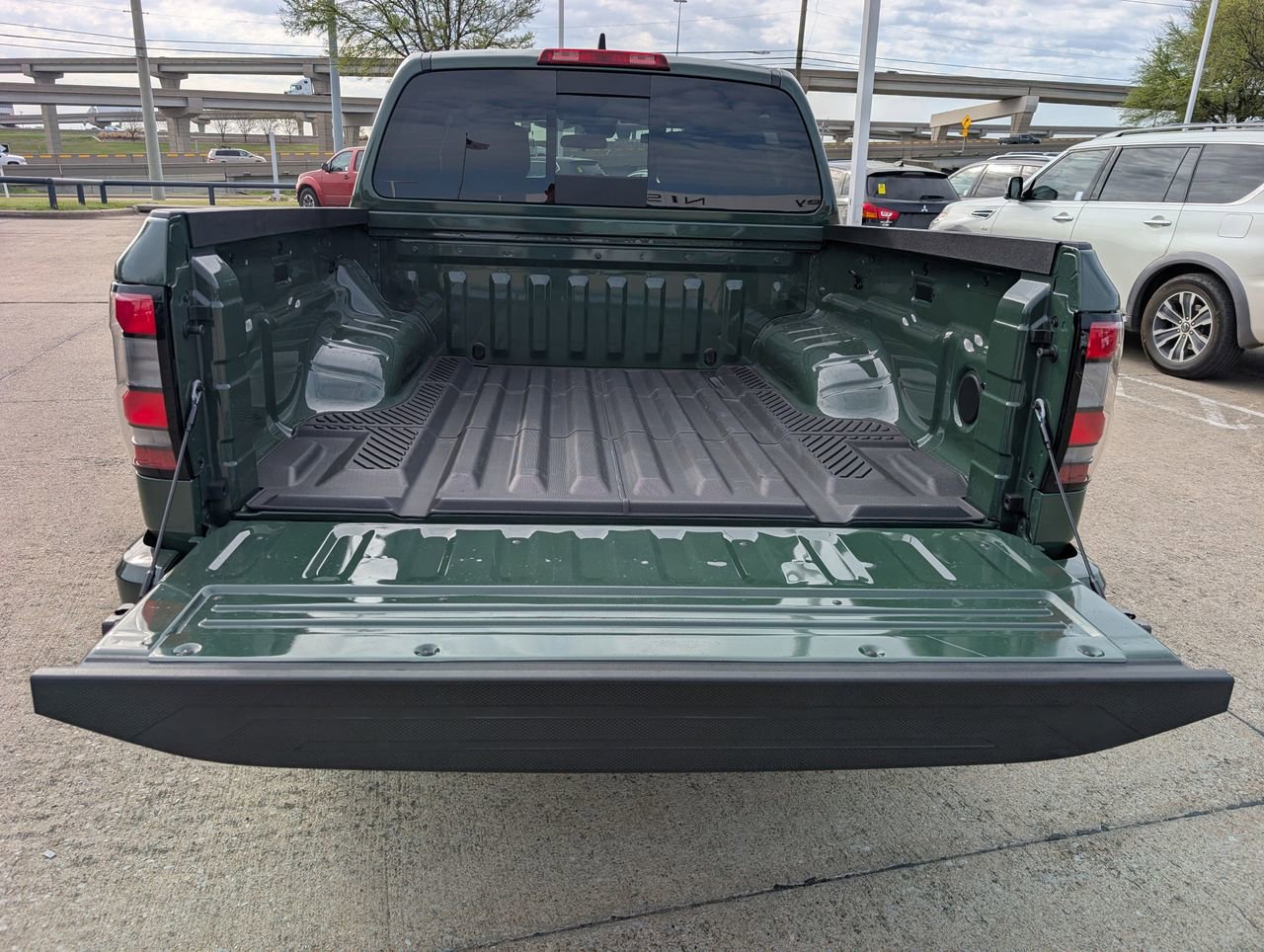 Certified 2024 Nissan Frontier Pro-X image 27