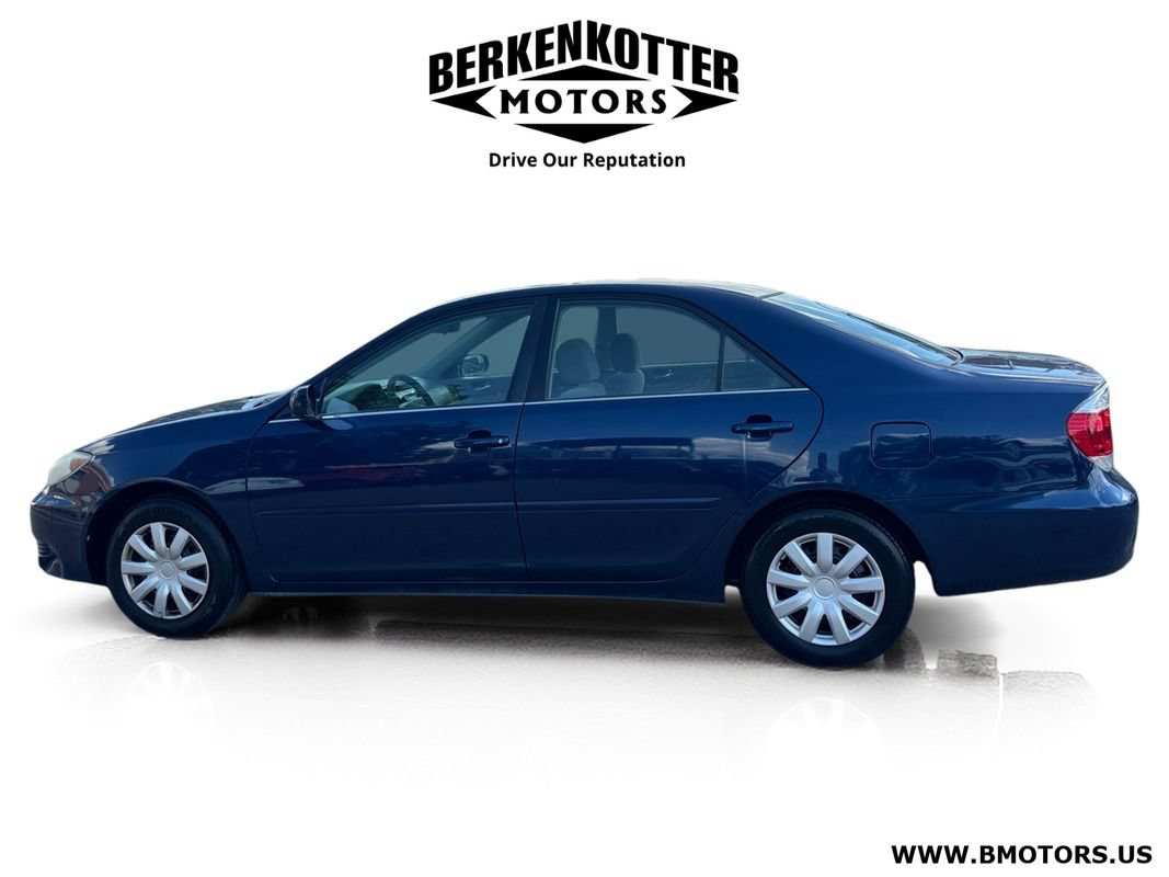 Used 2005 Toyota Camry LE FWD image 6
