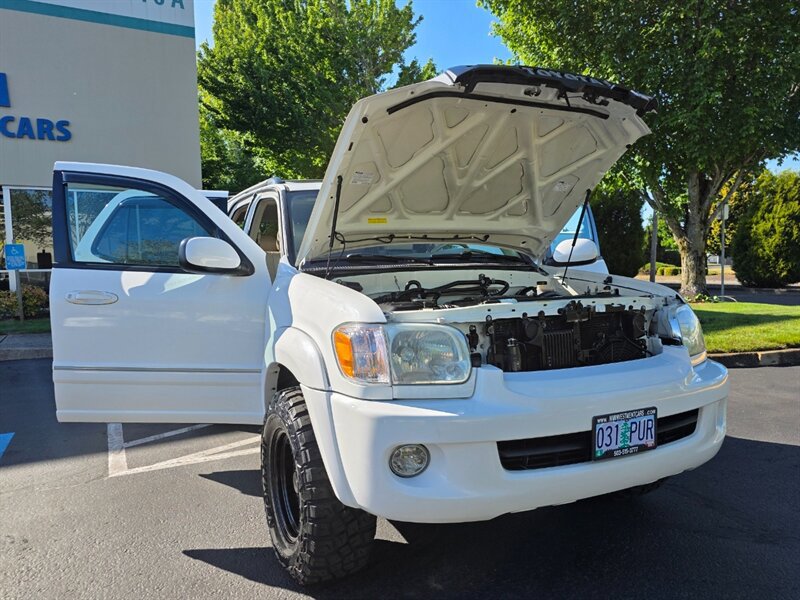 Used 2005 Toyota Sequoia SR5 AWD/4WD image 25