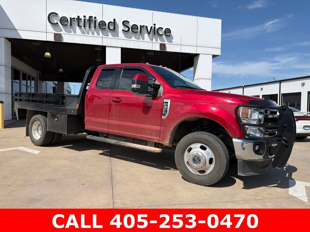 Used 2021 Ford F350 Lariat w/ Lariat Value Package AWD/4WD image 2