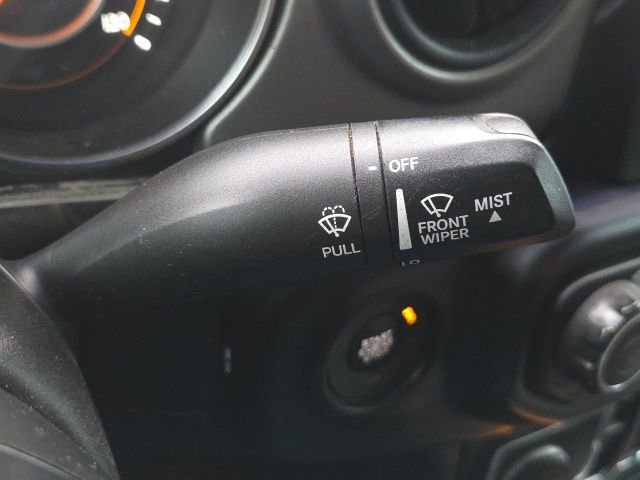 Used 2021 Jeep Gladiator Willys image 34