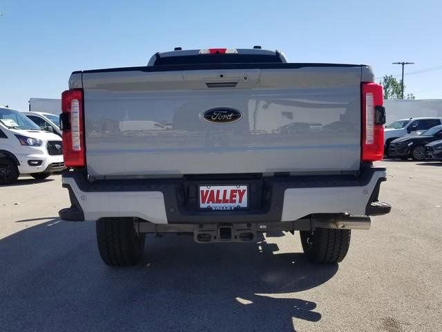 New 2025 Ford F350 Lariat w/ Lariat Ultimate Package image 4