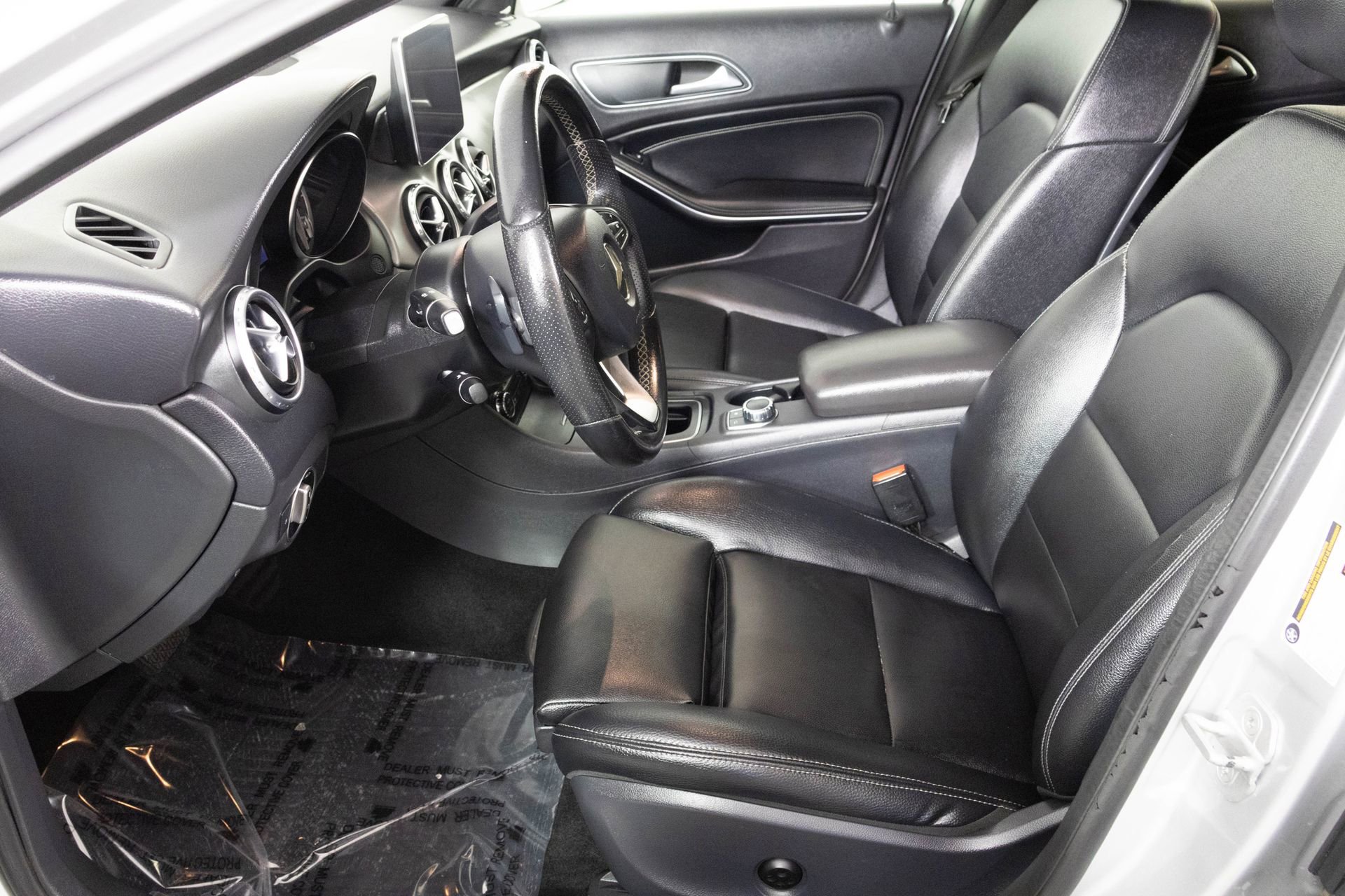 Used 2016 Mercedes-Benz GLA 250 GLA 250 image 16