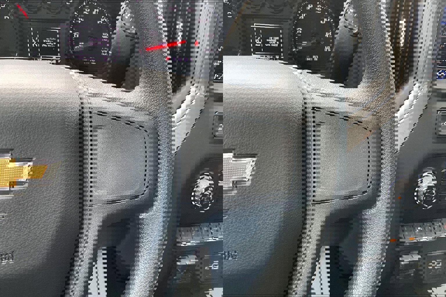 Used 2025 Chevrolet Silverado 1500 Custom image 19