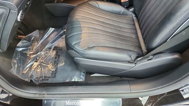 Used 2022 Mercedes-Benz EQS 450+ Sedan image 33
