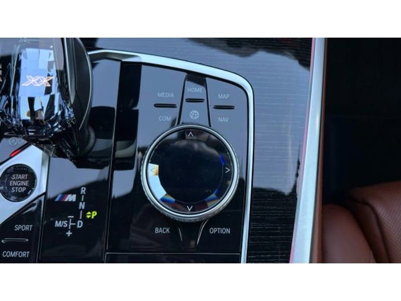 Used 2020 BMW X7 M50i image 51