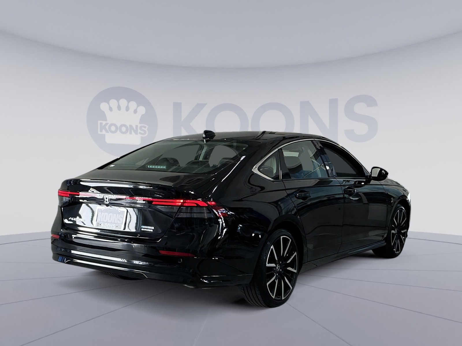 Used 2023 Honda Accord Touring image 16