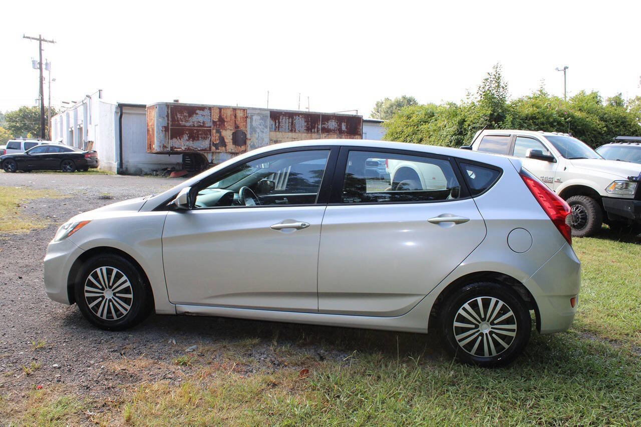 Used 2014 Hyundai Accent GS image 12