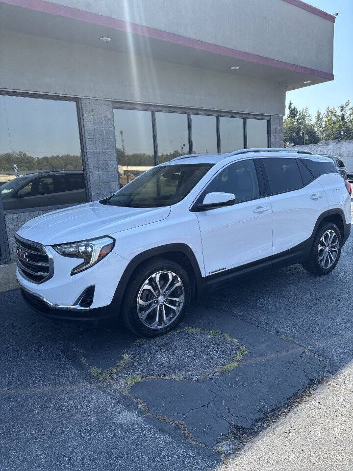 Used 2018 GMC Terrain SLT w/ Preferred Package FWD image 2