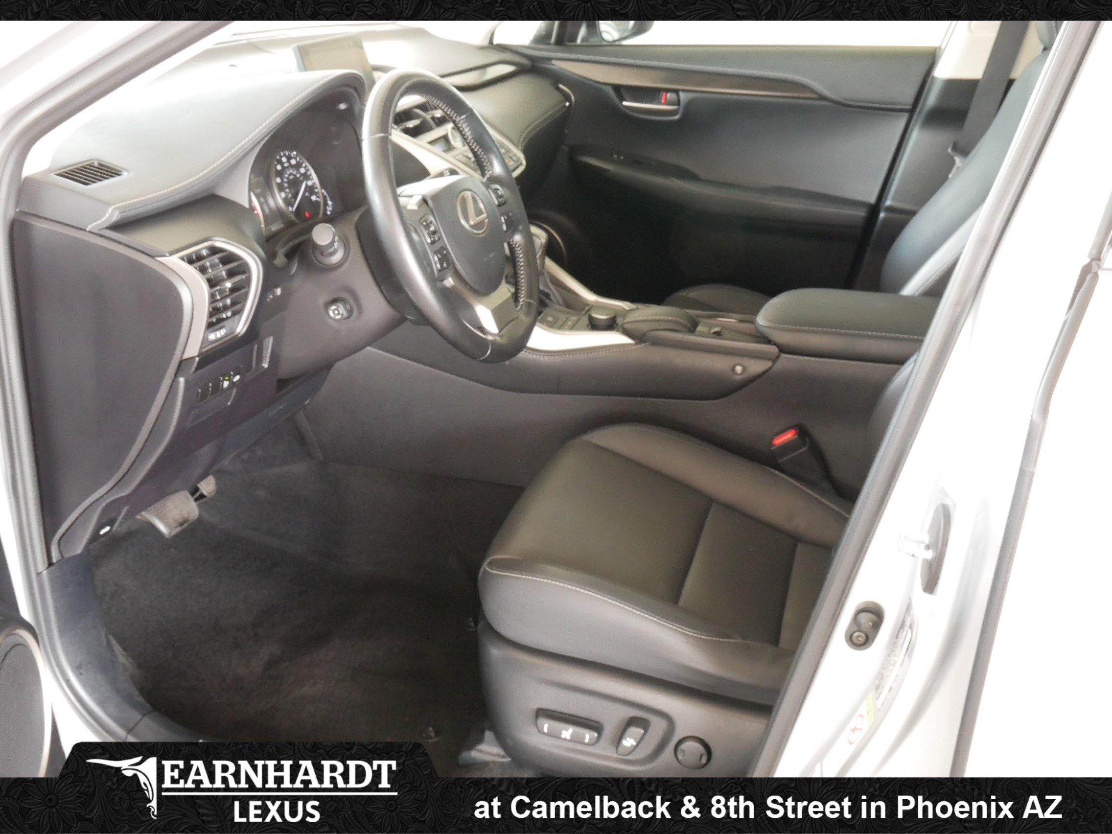 Used 2016 Lexus NX 200t FWD w/ Premium Package image 4