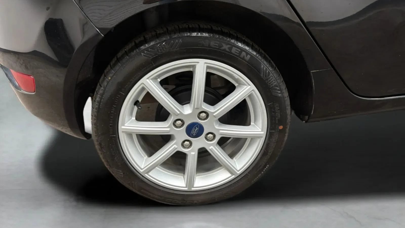 Used 2019 Ford Fiesta SE w/ Equipment Group 201A FWD image 24